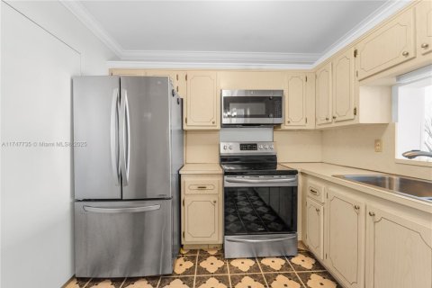 Copropriété à vendre à Hallandale Beach, Floride: 2 chambres, 101.45 m2 № 2189302 - photo 4