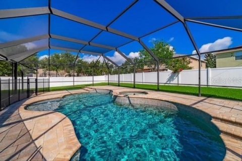 House in Lutz, Florida 4 bedrooms, 240.62 sq.m. № 2342340 - photo 22