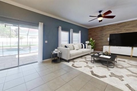 House in Lutz, Florida 4 bedrooms, 240.62 sq.m. № 2342340 - photo 8