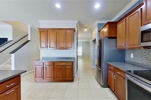 House in Lutz, Florida 4 bedrooms, 240.62 sq.m. № 2342340 - photo 5