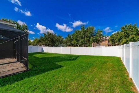 House in Lutz, Florida 4 bedrooms, 240.62 sq.m. № 2342340 - photo 25