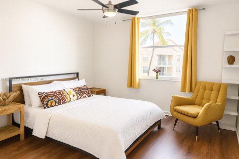 Снять в аренду кондоминиум в Холливуд, Флорида 2 спальни, 92.9м2, № 1948664 - фото 8