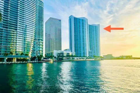 Studio à Condo à Miami, Floride  № 2307425