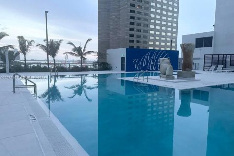 Copropriété à louer à Miami, Floride: 47.1 m2 № 2307425 - photo 3