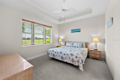 House in Sun City Center, Florida 2 bedrooms, 138.7 sq.m. № 2166075 - photo 18