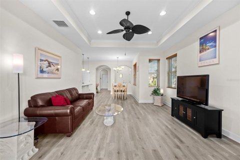 House in Sun City Center, Florida 2 bedrooms, 138.7 sq.m. № 2166075 - photo 23