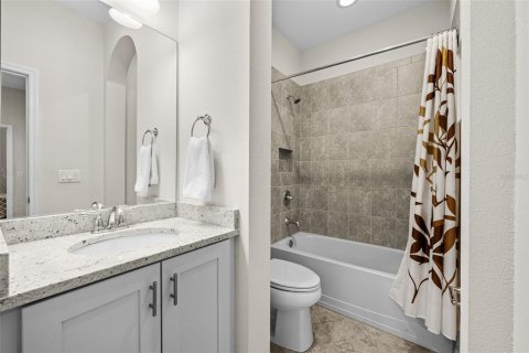 House in Sun City Center, Florida 2 bedrooms, 138.7 sq.m. № 2166075 - photo 25