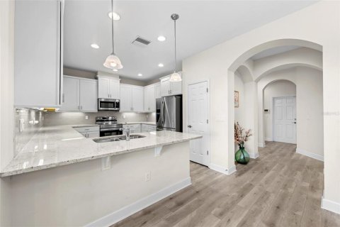 House in Sun City Center, Florida 2 bedrooms, 138.7 sq.m. № 2166075 - photo 10