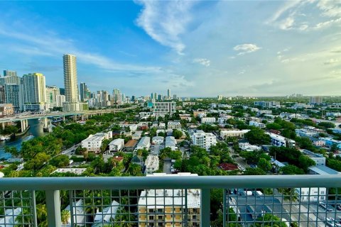 Condominio en alquiler en Miami, Florida, 2 dormitorios, 93.74 m2 № 2018158 - foto 16