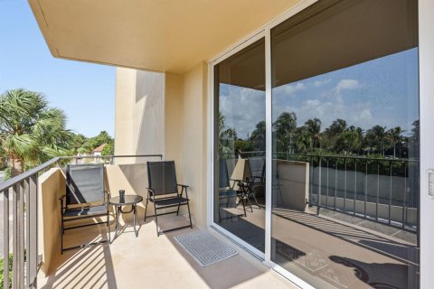 Condominio en venta en Lauderdale-by-the-Sea, Florida, 2 dormitorios, 130.06 m2 № 2077742 - foto 22