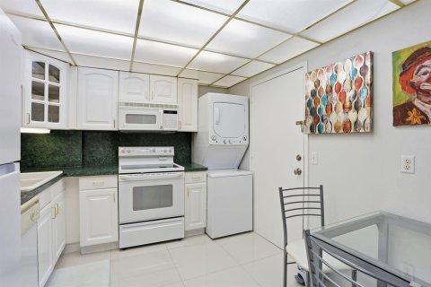 Condominio en venta en Lauderdale-by-the-Sea, Florida, 2 dormitorios, 130.06 m2 № 2077742 - foto 3