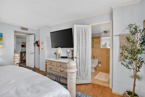 Купить кондоминиум в Хиллсборо-Бич, Флорида 3 комнаты, 111.48м2, № 2253381 - фото 22