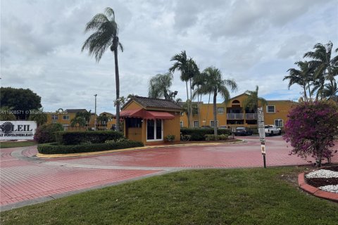 Condominio en venta en Miami, Florida, 2 dormitorios, 86.68 m2 № 2012823 - foto 7