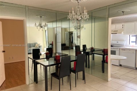 Condominio en alquiler en Sunny Isles Beach, Florida, 1 dormitorio, 71.26 m2 № 2264568 - foto 20