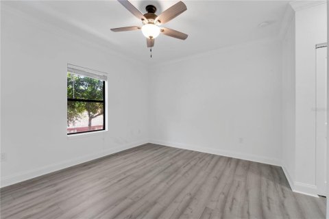 Condo in Palm Harbor, Florida, 2 bedrooms  № 1915033 - photo 15