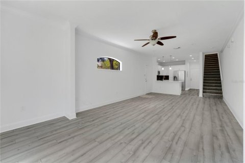 Condo in Palm Harbor, Florida, 2 bedrooms  № 1915033 - photo 6