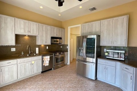 Condo in Jupiter, Florida, 2 bedrooms  № 1766655 - photo 2