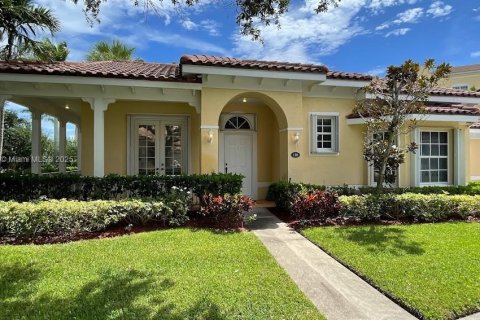 Condo in Jupiter, Florida, 2 bedrooms  № 1766655 - photo 1