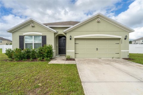 Casa en venta en Ocala, Florida, 4 dormitorios, 169.73 m2 № 1898409 - foto 1