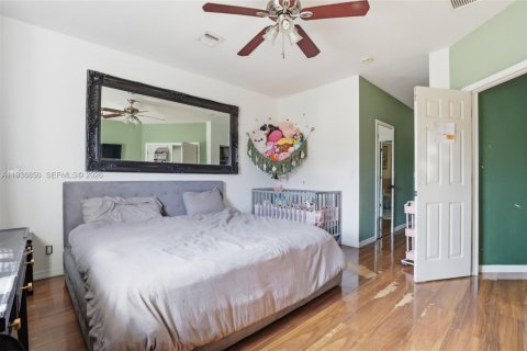 Купить таунхаус в Дания-Бич, Флорида 3 спальни, 180.88м2, № 1998250 - фото 19