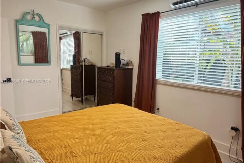 Снять в аренду виллу или дом в Майами-Бич, Флорида 2 спальни, 95.04м2, № 1972732 - фото 24