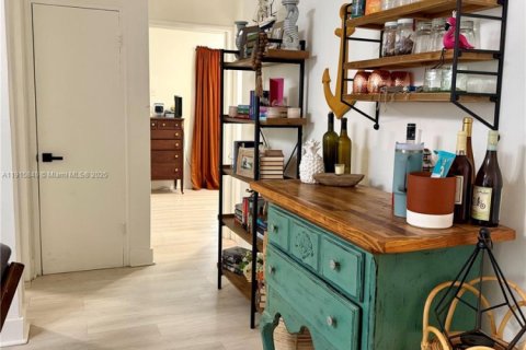 Снять в аренду виллу или дом в Майами-Бич, Флорида 2 спальни, 95.04м2, № 1972732 - фото 2