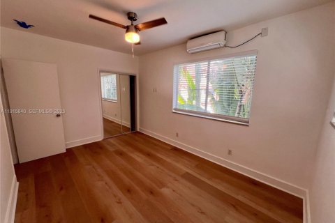 Снять в аренду виллу или дом в Майами-Бич, Флорида 2 спальни, 95.04м2, № 1972732 - фото 14