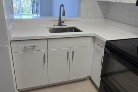 Condo à Miami, Floride, 1 chambre № 2183285