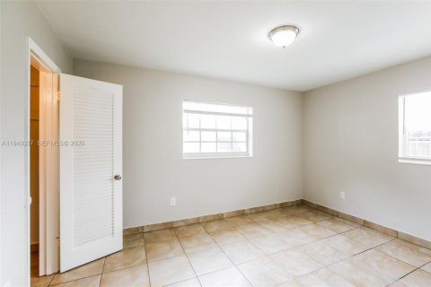 Снять в аренду виллу или дом в Холливуд, Флорида 3 спальни, 103.4м2, № 2005145 - фото 15