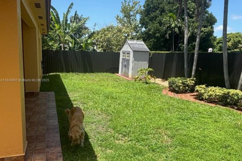 Casa en venta en Miami Lakes, Florida, 4 dormitorios, 198.72 m2 № 1845990 - foto 19