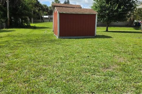 House in Sebastian, Florida 3 bedrooms, 147.25 sq.m. № 2084101 - photo 28