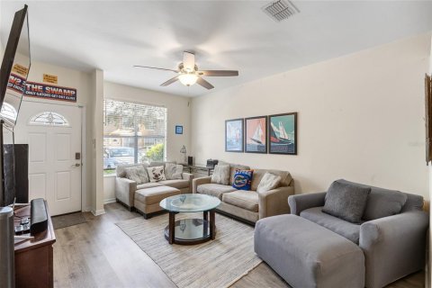 Condominio en venta en Gainesville, Florida, 2 dormitorios, 108.88 m2 № 1884906 - foto 6
