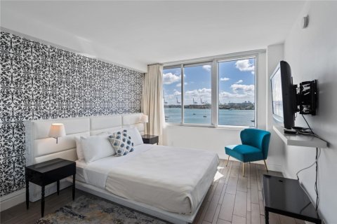 Copropriété à vendre à Miami Beach, Floride: 2 chambres, 101.08 m2 № 1957136 - photo 13