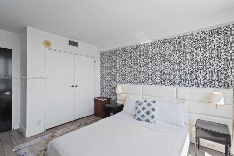 Copropriété à vendre à Miami Beach, Floride: 2 chambres, 101.08 m2 № 1957136 - photo 15