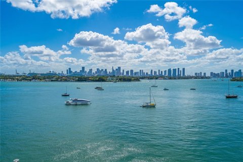 Copropriété à vendre à Miami Beach, Floride: 2 chambres, 101.08 m2 № 1957136 - photo 6