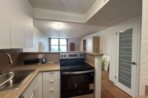 Condominio en alquiler en Miami Beach, Florida, 1 dormitorio, 67.45 m2 № 1992089 - foto 4