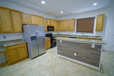 Villa ou maison à vendre à Kissimmee, Floride: 4 chambres, 239.32 m2 № 2303179 - photo 9