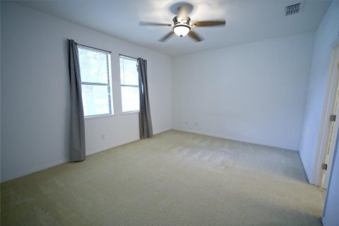 Villa ou maison à vendre à Kissimmee, Floride: 4 chambres, 239.32 m2 № 2303179 - photo 12