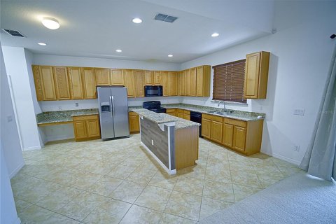 Villa ou maison à vendre à Kissimmee, Floride: 4 chambres, 239.32 m2 № 2303179 - photo 7