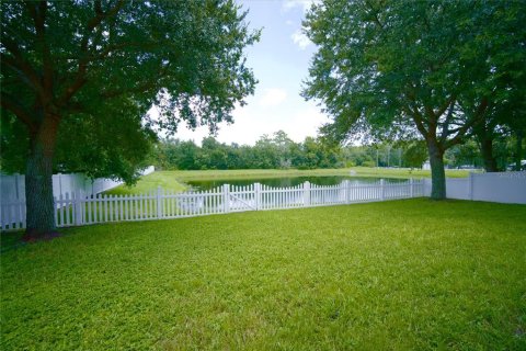 Villa ou maison à vendre à Kissimmee, Floride: 4 chambres, 239.32 m2 № 2303179 - photo 23