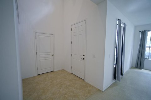 Villa ou maison à vendre à Kissimmee, Floride: 4 chambres, 239.32 m2 № 2303179 - photo 3