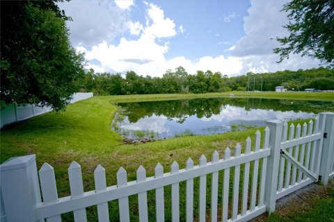 Villa ou maison à vendre à Kissimmee, Floride: 4 chambres, 239.32 m2 № 2303179 - photo 24