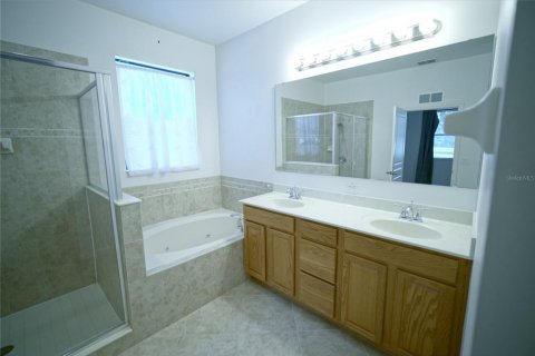Villa ou maison à vendre à Kissimmee, Floride: 4 chambres, 239.32 m2 № 2303179 - photo 13