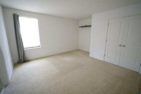 Villa ou maison à vendre à Kissimmee, Floride: 4 chambres, 239.32 m2 № 2303179 - photo 16