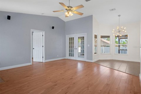 House in Spring Hill, Florida 3 bedrooms, 144.65 sq.m. № 1680469 - photo 15