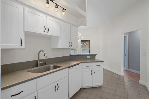House in Spring Hill, Florida 3 bedrooms, 144.65 sq.m. № 1680469 - photo 21