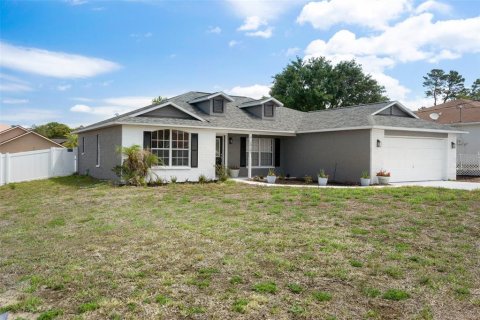 House in Spring Hill, Florida 3 bedrooms, 144.65 sq.m. № 1680469 - photo 2