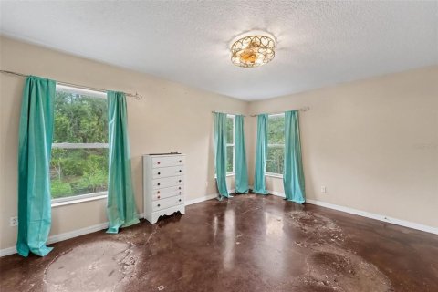 House in Spring Hill, Florida 2 bedrooms, 111.48 sq.m. № 2324240 - photo 14