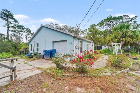House in Spring Hill, Florida 2 bedrooms, 111.48 sq.m. № 2324240 - photo 30