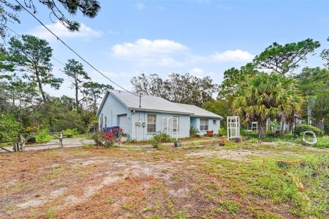 House in Spring Hill, Florida 2 bedrooms, 111.48 sq.m. № 2324240 - photo 6